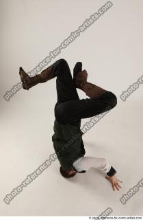 28 2019 01 KEETA BBOY POSE